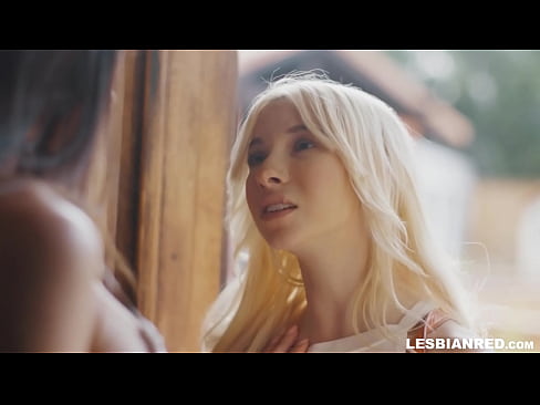 ❤️ Девојка се враќа дома неколку месеци подоцна и ја јаде пичката на маќеата ❤️❌ Само порно на порно mk.filmexxx18.ru ❌